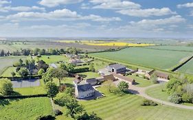 Charming Hen Cottage Countryside Retreat Lincoln